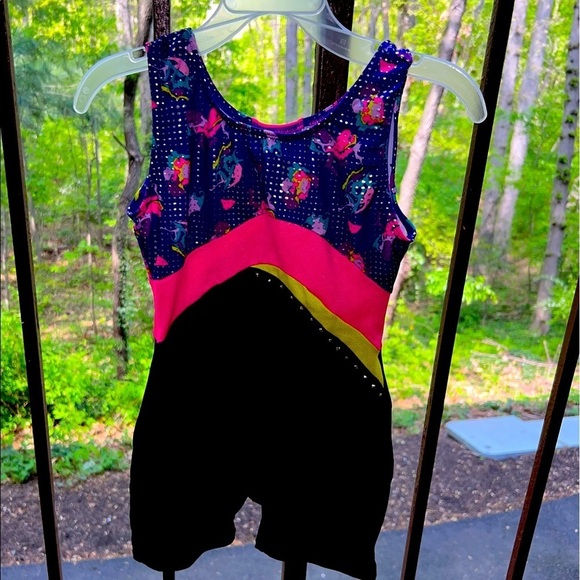 EYE catching Girlâs neon, sparkly, studded gymnasticâs unitard freestyle/Danskin - Picture 1 of 4